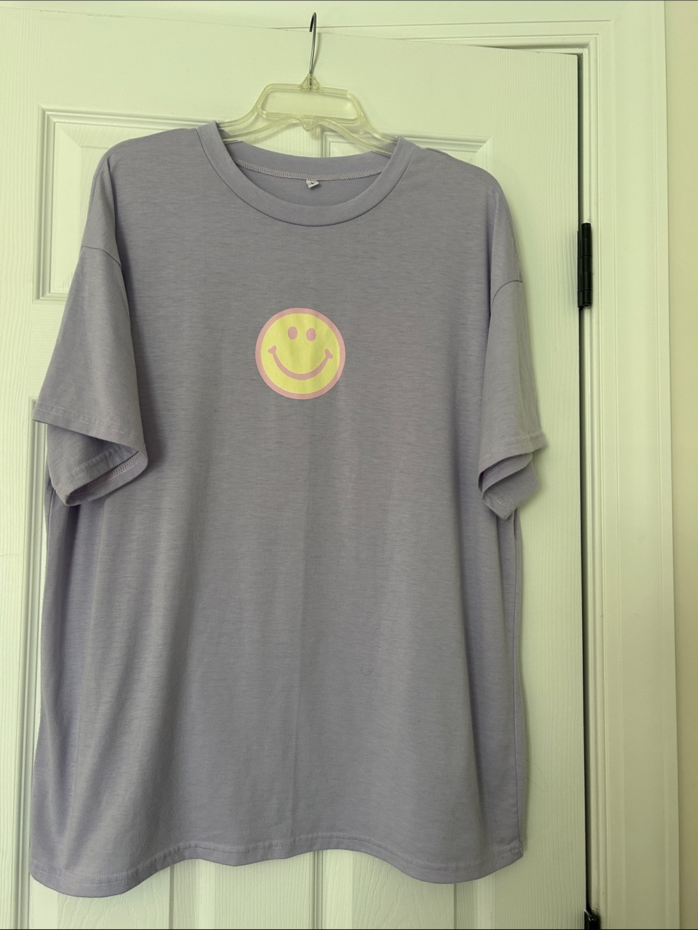 😊Lavender Smiley Face Tee😊